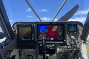n914wy_panel
